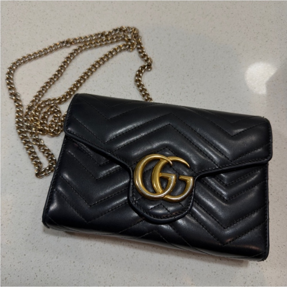 GUCCI Double G Marmont Chain Purse